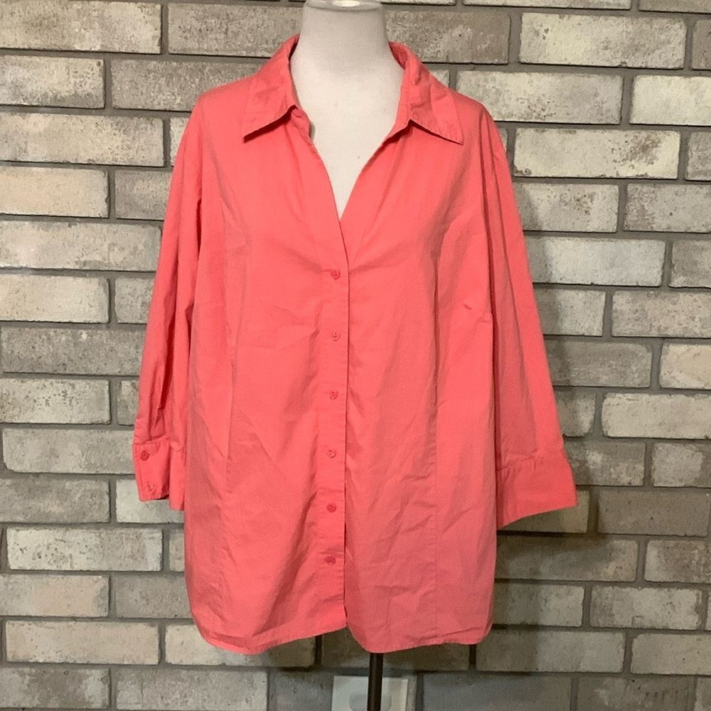 3for$20. Button front blouse 3x